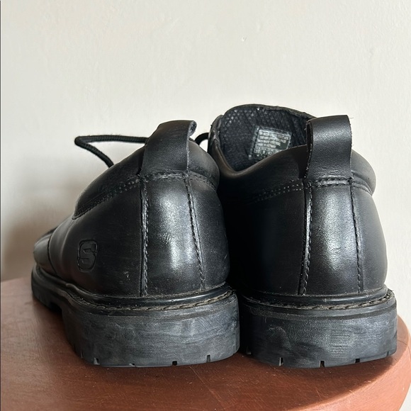 Skechers Black Leather Oxfords Classic Design - Picture 8 of 9